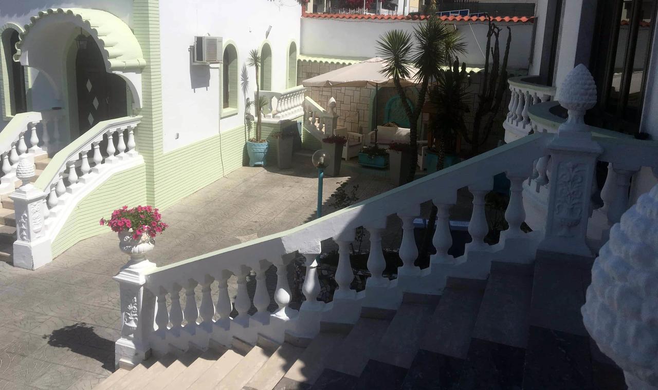 Residence R&B Tyrrhenum Monte di Procida Exterior foto